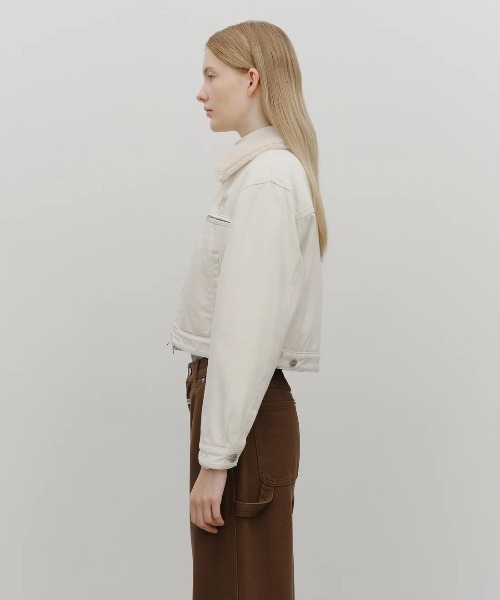 MARITHE + FRANCOIS GIRBAUD(マリテフランソワジルボー)の「W CROP SHEARLING DENIM JACKET(ダウンジャケット/コート・レディース・その他/ライトブルー・SMALL/MEDIUM)」の16枚目の写真