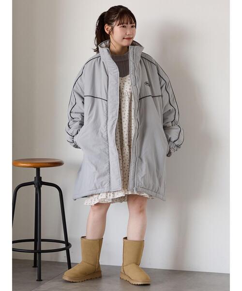 ehka sopo（エヘカソポ）の「配色ラインモンスタージャケット（ブルゾン・レディース・ブラック/グレー/ブルー・F）」の11枚目の写真