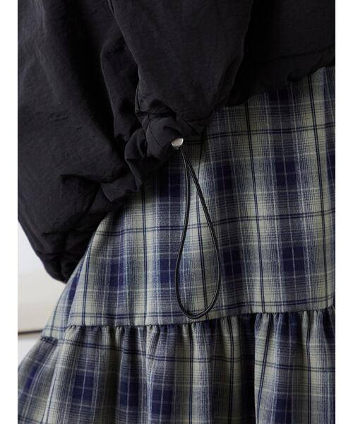 ehka sopo（エヘカソポ）の「配色ラインモンスタージャケット（ブルゾン・レディース・ブラック/グレー/ブルー・F）」の19枚目の写真