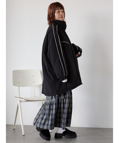 ehka sopo（エヘカソポ）の「配色ラインモンスタージャケット（ブルゾン・レディース・ブラック/グレー/ブルー・F）」の22枚目の写真
