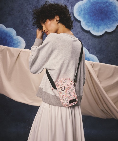 Cath Kidston(キャスキッドソン)の「ムーミン フォン クロスボディバッグ Little My Ditsy(ショルダーバッグ・レディース・その他・FREE)」の3枚目の写真