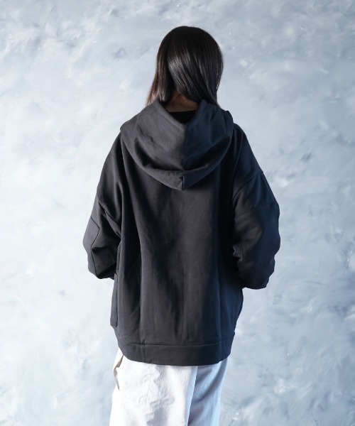 NOIZY（ノイジー）の「Threads Utility Hoodie / ワンポイント 刺繍 プルオーバー スウェットパーカー フーディー（パーカー・メンズ・グレー/Black・MEDIUM/LARGE）」の20枚目の写真