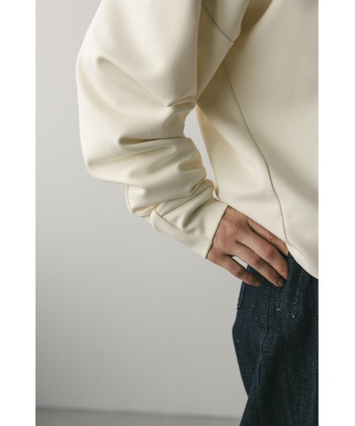 STYLEMIXER（スタイルミキサー）の「バックオープンカットトップ（スウェット・レディース・ホワイト/ピンク/ネイビー・FREE）」の5枚目の写真