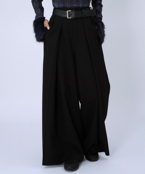 HARE(ハレ)の「フェイクレザーキリカエデザインタックパンツ(HARE)(その他パンツ・レディース・ブラック/ブラウン・FREE)」の6枚目の写真