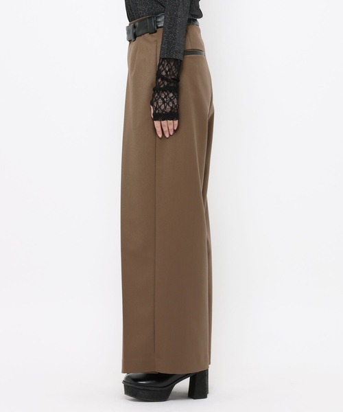 HARE(ハレ)の「フェイクレザーキリカエデザインタックパンツ(HARE)(その他パンツ・レディース・ブラック/ブラウン・FREE)」の12枚目の写真