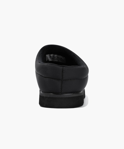 MARITHE + FRANCOIS GIRBAUD（マリテフランソワジルボー）の「CLASSIC LOGO PADDED MULES（スリッポン・レディース・Black・25cm/24cm/23cm）」の3枚目の写真