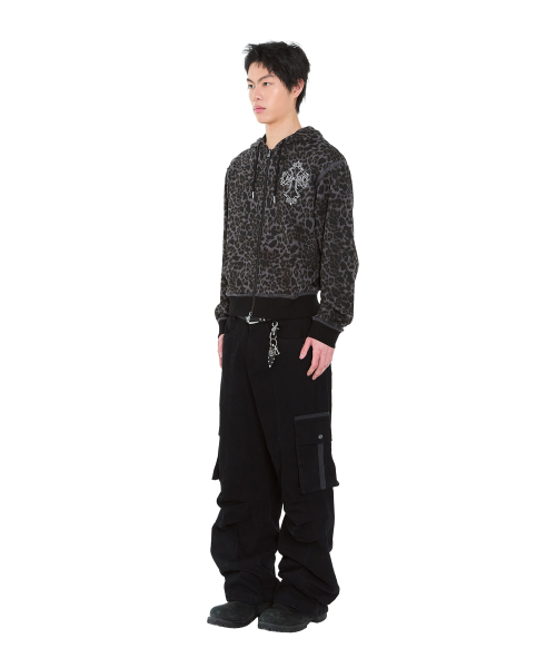 AAKAM（アーカム）の「AKM CROS2 Leopard Zip-Up Hoodie (Charcoal)（パーカー・レディース・その他・1/2）」の12枚目の写真
