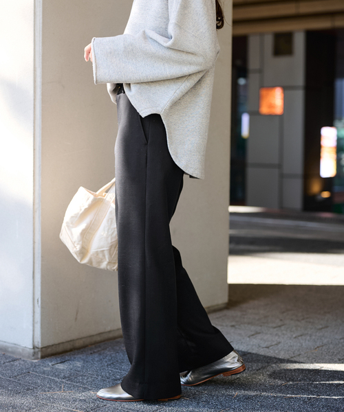 FRAMeWORK（フレームワーク）の「ドビーオックスストレートパンツ（スラックス・レディース・ブラック・36/38/40）」の19枚目の写真