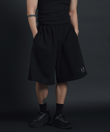 PHERMENON（フェルメノン）の「オーバーサイズワイドバミューダショーツ - ブラック（その他パンツ）」