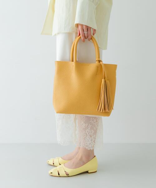 RODE SKO(ロデスコ)の「『MADE IN JAPAN』 1.5センチグルカパンプス(パンプス・レディース・イエロー系その他/アイボリー/ブラウン/ブラック系その他・38/37/36)」の22枚目の写真