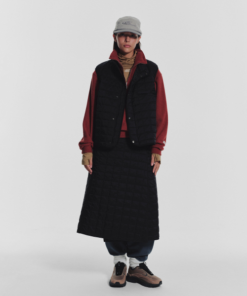 MENASOO(ミナス)の「MNS Line Quilting Vest_Black(ダウンベスト・レディース・ブラック・1/2)」の7枚目の写真