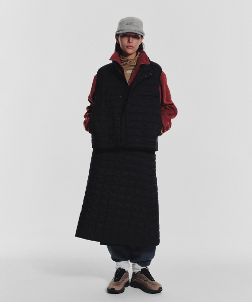 MENASOO(ミナス)の「MNS Line Quilting Vest_Black(ダウンベスト・レディース・ブラック・1/2)」の8枚目の写真