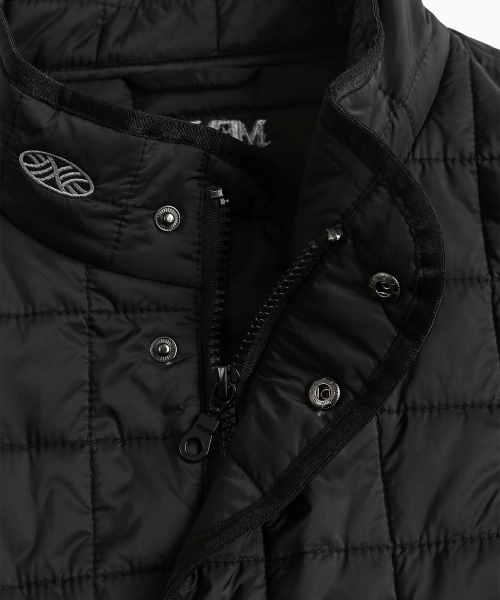 MENASOO(ミナス)の「MNS Line Quilting Vest_Black(ダウンベスト・レディース・ブラック・1/2)」の17枚目の写真