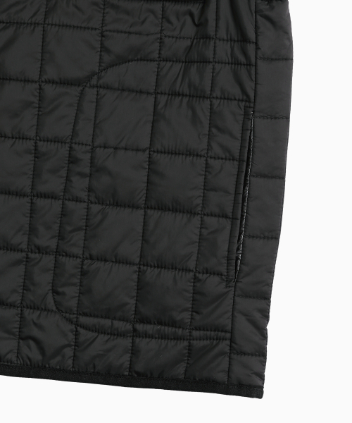 MENASOO(ミナス)の「MNS Line Quilting Vest_Black(ダウンベスト・レディース・ブラック・1/2)」の21枚目の写真