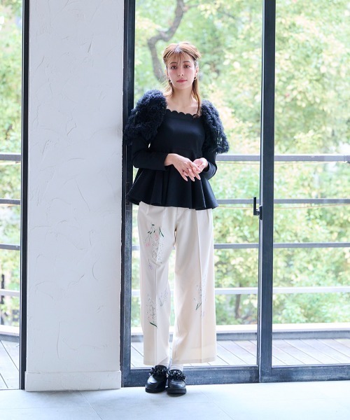 Chesty(チェスティー)の「ブルームワイドパンツ(その他パンツ・レディース・ネイビー/アイボリー・0/1)」の5枚目の写真