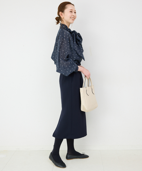 SLOBE IENA（スローブイエナ）の「《WEB限定/追加》ボウタイブラウス（シャツ/ブラウス・レディース・ホワイト系その他/ネイビー・FREE）」の19枚目の写真