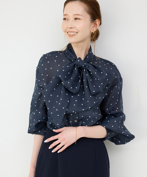 SLOBE IENA（スローブイエナ）の「《WEB限定/追加》ボウタイブラウス（シャツ/ブラウス・レディース・ホワイト系その他/ネイビー・FREE）」の21枚目の写真