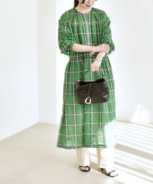 quaranciel(カランシエル)の「quaranciel:〈手洗い可能〉シアー チェック クルーネック ギャザー ワンピース(ワンピース・レディース・パープル/グリーン・ONE SIZE)」の12枚目の写真