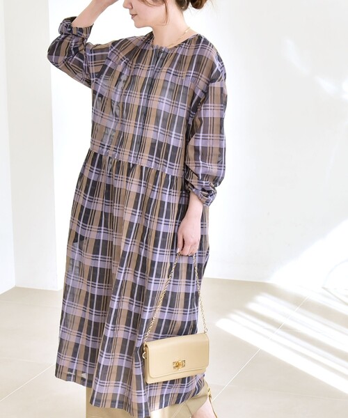 quaranciel(カランシエル)の「quaranciel:〈手洗い可能〉シアー チェック クルーネック ギャザー ワンピース(ワンピース・レディース・パープル/グリーン・ONE SIZE)」の14枚目の写真