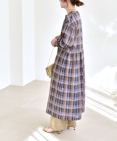 quaranciel(カランシエル)の「quaranciel:〈手洗い可能〉シアー チェック クルーネック ギャザー ワンピース(ワンピース・レディース・パープル/グリーン・ONE SIZE)」の15枚目の写真