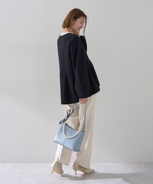 YECCA VECCA（イェッカヴェッカ）の「パールチャーム付きリボンベルトバッグ（ショルダーバッグ・レディース・チャコールグレー/ライトブルー/ライトベージュ・FREE）」の20枚目の写真