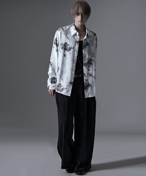 CavariA（キャバリア）の「『CavariA/キャバリア』プリントレギュラーシャツ（シャツ/ブラウス・メンズ・ブラック系3/ブラック系1/ホワイト系2/ホワイト系3/ブラック系2/ホワイト系1・L/XL/M）」の11枚目の写真