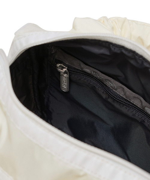 LeSportsac（レスポートサック）の「GH EVERYDAY SM SATCHEL  メレンゲ2（ショルダーバッグ・レディース・ホワイト・FREE）」の9枚目の写真
