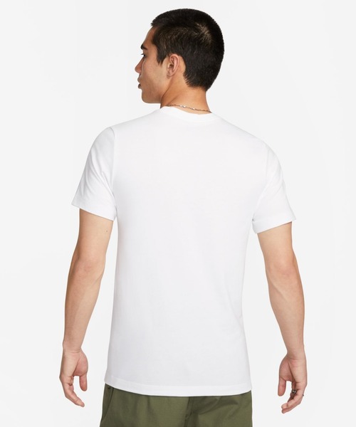 NIKE(ナイキ)の「ナイキ NIKE ナイキ NSW クラブ Tシャツ(Tシャツ/カットソー・メンズ・ブラック/ホワイト・S/M/L/LL/3L)」の6枚目の写真