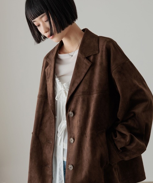 LOWRYS FARM(ローリーズファーム)の「スエードジャケット 637616(テーラードジャケット・レディース・ブラウン/ダークブラウン/ベージュ・FREE)」の1枚目の写真
