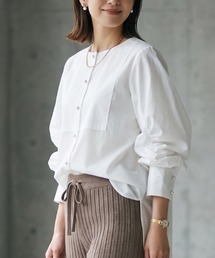 CHhdmn（シーエイチヒデモン）の「パールボタン バンドカラー ギャザースリーブ セミロングシャツブラウス 体型カバー チュニック丈（シャツ/ブラウス）」