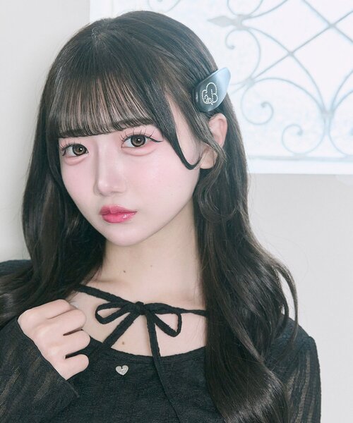 OLIVE des OLIVE(オリーブデオリーブ)の「【Belle Charme】Glitter Logo Hair Clip(バレッタ/ヘアクリップ・レディース・ピンク/ブラウン/ブラック・FREE)」の4枚目の写真