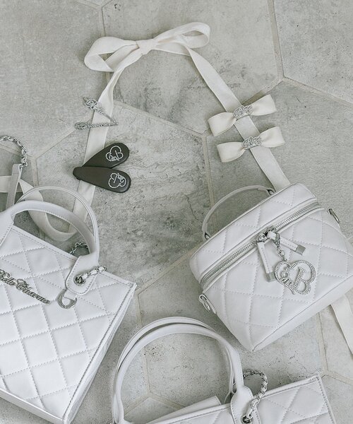 OLIVE des OLIVE(オリーブデオリーブ)の「【Belle Charme】Glitter Logo Hair Clip(バレッタ/ヘアクリップ・レディース・ピンク/ブラウン/ブラック・FREE)」の10枚目の写真