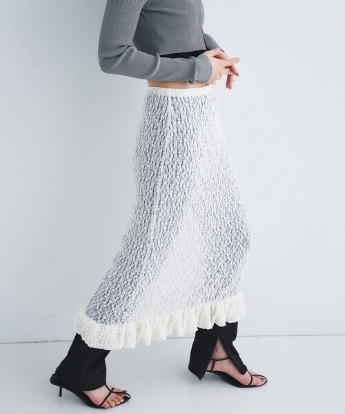 CODE A（コードエー）の「sensual lace tight skirt（スカート・レディース・ホワイト/ブラック・36/34）」の2枚目の写真