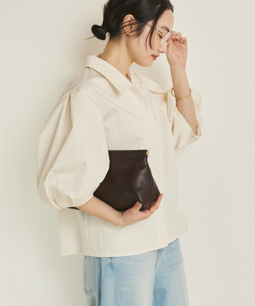 plage（プラージュ）の「Tuck Sleeves シャツ（シャツ/ブラウス・レディース・ベージュ/アイボリー・FREE）」の2枚目の写真