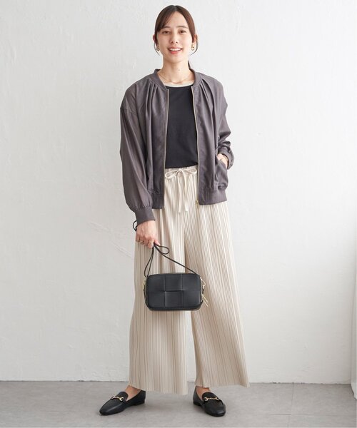 ikka(イッカ)の「【雑誌InRed4月号掲載】カットプリーツワイドパンツ【親子コーデ】(その他パンツ・レディース・チャコール/ネイビー/カーキ/グレイッシュベージュ・S/M/L)」の16枚目の写真