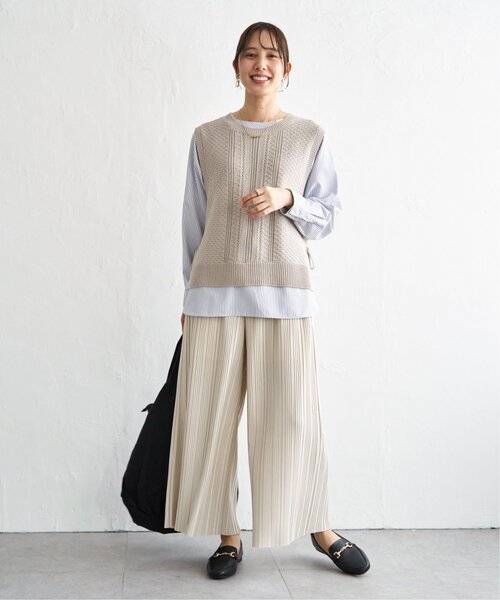 ikka(イッカ)の「【雑誌InRed4月号掲載】カットプリーツワイドパンツ【親子コーデ】(その他パンツ・レディース・チャコール/ネイビー/カーキ/グレイッシュベージュ・S/M/L)」の18枚目の写真
