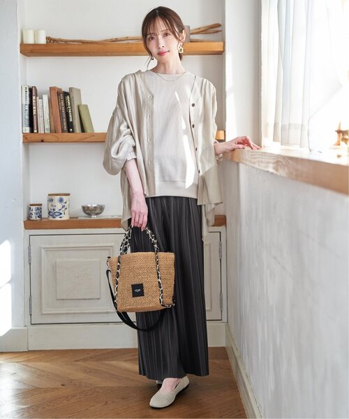 ikka（イッカ）の「【雑誌InRed4月号掲載】カットプリーツワイドパンツ【親子コーデ】（その他パンツ・レディース・チャコール/ネイビー/カーキ/グレイッシュベージュ・S/M/L）」の9枚目の写真