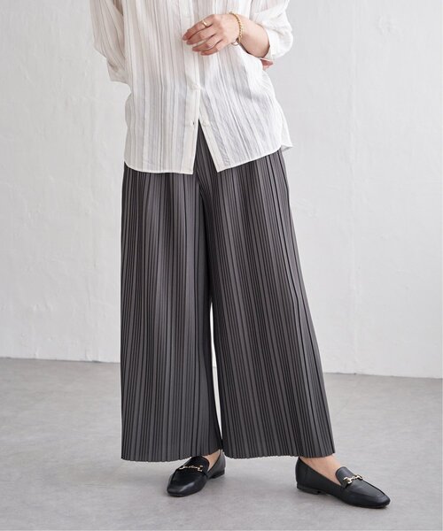 ikka（イッカ）の「【雑誌InRed4月号掲載】カットプリーツワイドパンツ【親子コーデ】（その他パンツ・レディース・チャコール/ネイビー/カーキ/グレイッシュベージュ・S/M/L）」の10枚目の写真