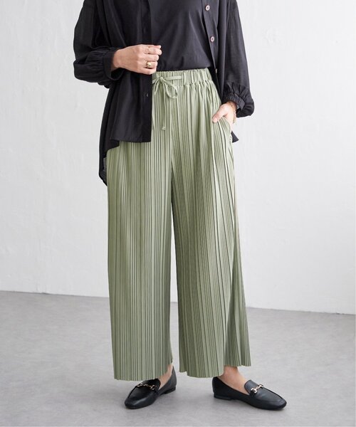 ikka（イッカ）の「【雑誌InRed4月号掲載】カットプリーツワイドパンツ【親子コーデ】（その他パンツ・レディース・チャコール/ネイビー/カーキ/グレイッシュベージュ・S/M/L）」の19枚目の写真