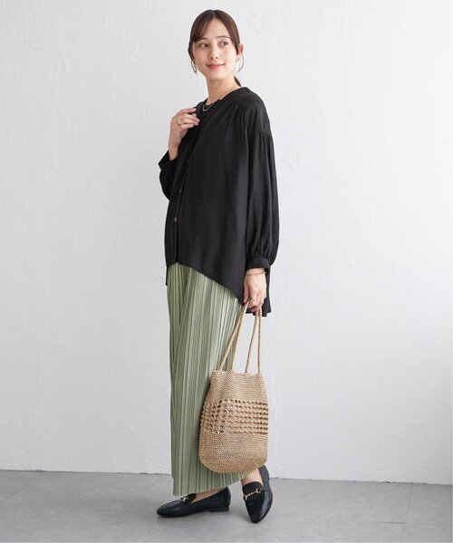 ikka（イッカ）の「【雑誌InRed4月号掲載】カットプリーツワイドパンツ【親子コーデ】（その他パンツ・レディース・チャコール/ネイビー/カーキ/グレイッシュベージュ・S/M/L）」の21枚目の写真