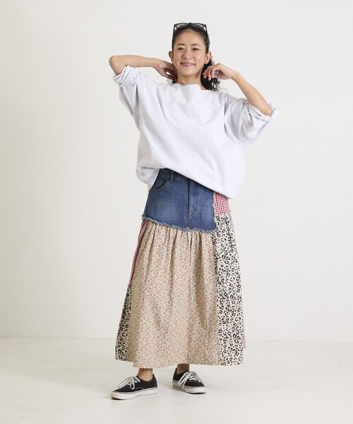 Freada(フリーダ)の「Freada/フリーダ フラワー&チェックドッキングスカート(スカート・レディース・オリーブ/ブルー・SMALL/MEDIUM)」の3枚目の写真