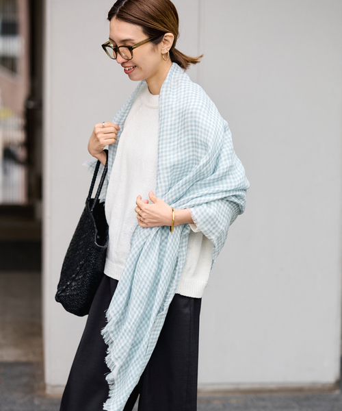 FRAMeWORK（フレームワーク）の「THROW/スロー ライトリネンギンガムチェックストール（ストール/ショール・レディース・ピンク/サックスブルー/イエロー・FREE）」の15枚目の写真
