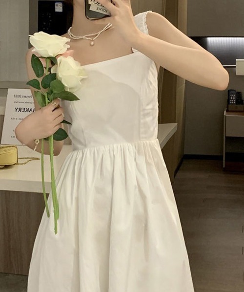 SallyLunn(サリーラン)の「ノースリーブギャザーフレアワンピース(ワンピース・レディース・ホワイト/グリーン/ブラック・MEDIUM/LARGE)」の5枚目の写真