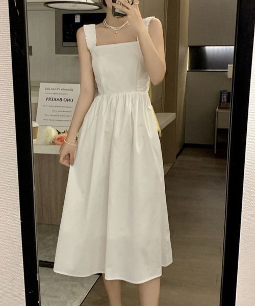 SallyLunn(サリーラン)の「ノースリーブギャザーフレアワンピース(ワンピース・レディース・ホワイト/グリーン/ブラック・MEDIUM/LARGE)」の6枚目の写真