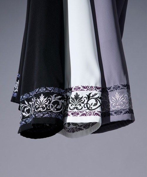 Ellno Loset（エルノロゼット）の「2wayアームスリットパターン刺繍シャツ（シャツ/ブラウス・メンズ・ブラック/ブルーグレー/オフホワイト・LARGE/MEDIUM/SMALL）」の4枚目の写真