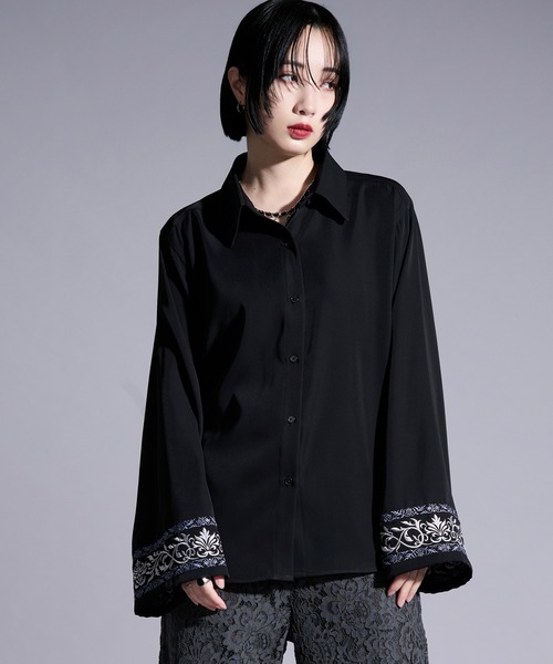 Ellno Loset（エルノロゼット）の「2wayアームスリットパターン刺繍シャツ（シャツ/ブラウス・メンズ・ブラック/ブルーグレー/オフホワイト・LARGE/MEDIUM/SMALL）」の17枚目の写真