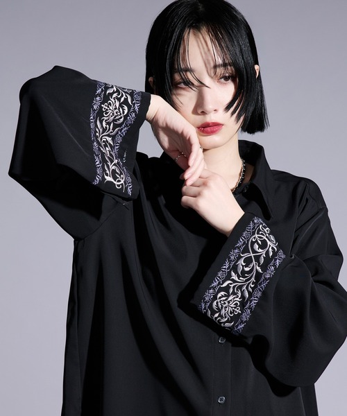 Ellno Loset（エルノロゼット）の「2wayアームスリットパターン刺繍シャツ（シャツ/ブラウス・メンズ・ブラック/ブルーグレー/オフホワイト・LARGE/MEDIUM/SMALL）」の13枚目の写真