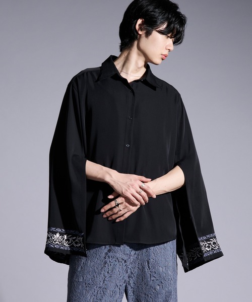 Ellno Loset（エルノロゼット）の「2wayアームスリットパターン刺繍シャツ（シャツ/ブラウス・メンズ・ブラック/ブルーグレー/オフホワイト・LARGE/MEDIUM/SMALL）」の5枚目の写真