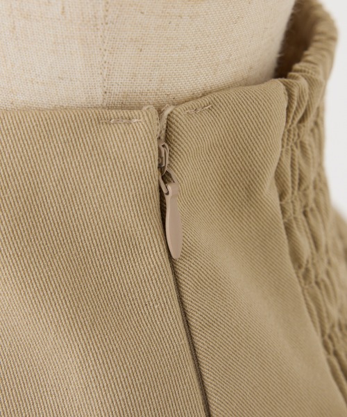 one after another NICE CLAUP（ワンアフターアナザーナイスクラップ）の「チャームベルト付きティアードミニスカパン（スカート・レディース・チェック/ベージュ/アイボリー/ブラック・SMALL/MEDIUM）」の12枚目の写真