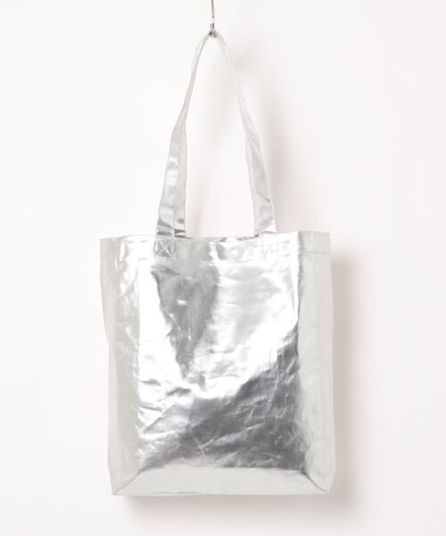 A.P.C.（アーペーセー）の「TOTE LOU（トートバッグ・メンズ・アンティークシルバー・ONESIZE）」の2枚目の写真